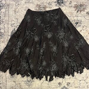 Women's Black Floral A-Line Skirt with Scalloped Hem